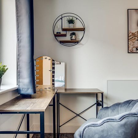 Pluxa Globe - Spacious Apartment In Jq With Parking Бирмингам Екстериор снимка