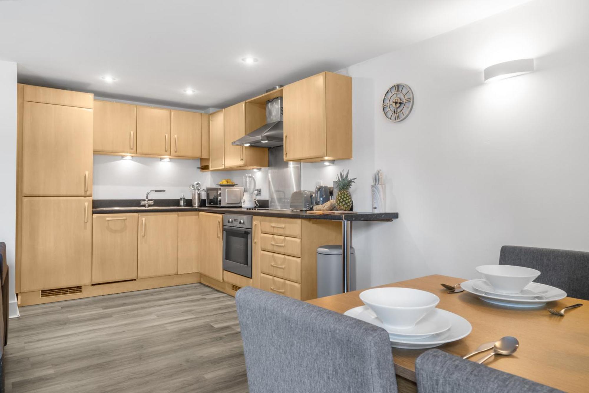 Pluxa Globe - Spacious Apartment In Jq With Parking Бирмингам Екстериор снимка